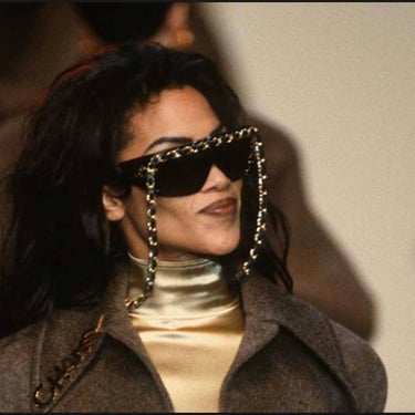 Vintage 90's CHANEL Paris Gold Metal Chain Black Sunglasses Shades Lady Gaga - SUPER Rare item!!! 