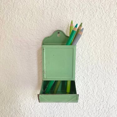 vintage tin match safe green kitchen cottage decor pencil holder 