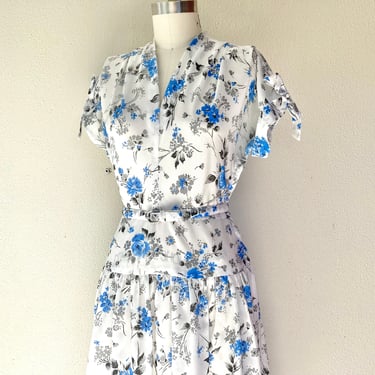 1950s White floral nylon dress 