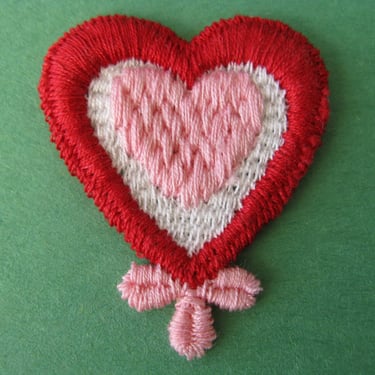 vintage pink heart appliqué 1970s red love Valentine's patch trim 