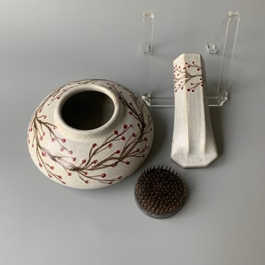 Ceramic Winterberry Ekebana Vase with Metal Frog & Wall Pocket Vase Duo 