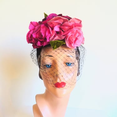 1940's Magenta Pink Rose Floral Cage Hat Fascinator with Veil  WW2 Era Rockabilly Pin Up 40's Millinery Brandt New York Size 22 