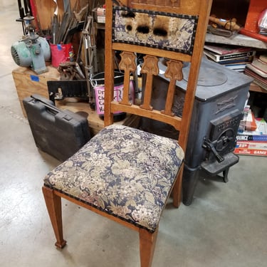 Antique Quarter Sawn Oak Chair As Is