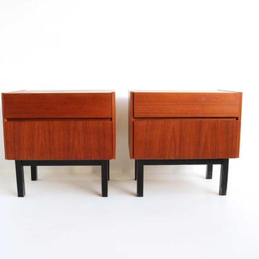 Sleek Vintage Pair Nightstands 1960s French Design Side Tables Couple Bedside Tables End Tables Mid-Century Cabinets Drawer Valve 