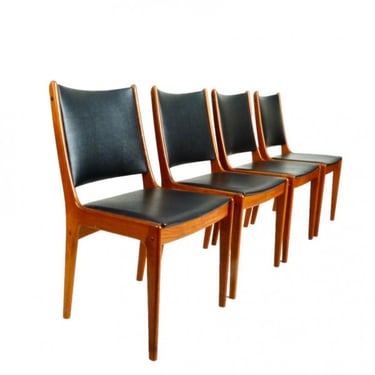 Set of 4 Johannes Andersen Dining Chairs