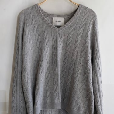 Pre-loved / Lisa Yang Cashmere V-Neck Sweater / Size 2