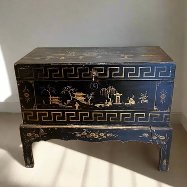 Black Lacquer Hand Painted Chinoiserie Chest w/Stand BG273-2