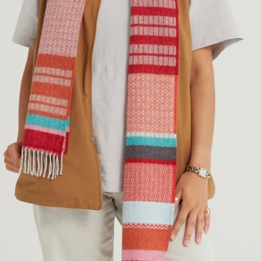 Wallace + Sewell | Nyack Poppy Lambswool Scarf