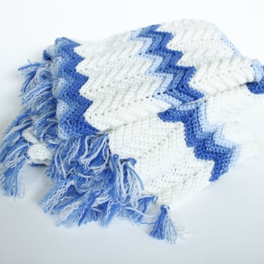 Small Vintage Crocheted Afghan Throw - White & Blues - zig zag chevron stripes - Acrylic 