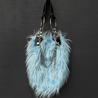 Faux Fur Chain Bag in Blue