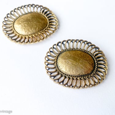 1950s Gold Metal Shoe Clips | 50s Gold Oval Shoe Clips | Tip Top 