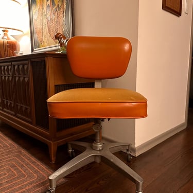 Mid Century 1940s / 50s  Orange Industrial Rolling Tanker Style Office Chair 