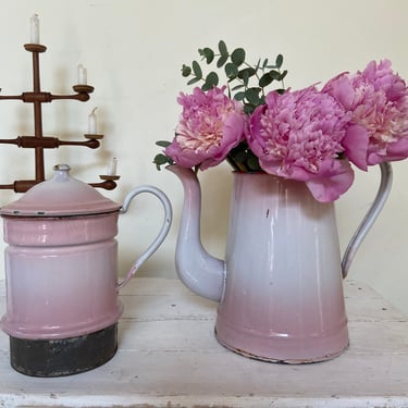 Beautiful vintage French complete set Ombré pink cafetière 