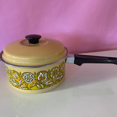 Vintage Mid Century Modern 1960s Enamel Medium Sauce Pan 