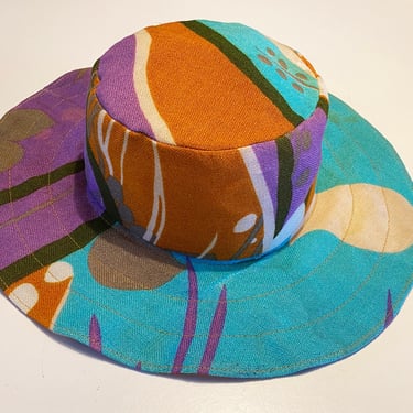 24# MOD Vintage 60s 70s Floppy Hat • Groovy Hippie Boho Sun Hat • Purple & Turquoise Abstract Print • Coachella Festival • Linen • Sz Small 