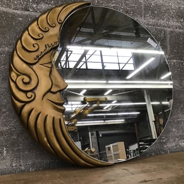 Moony Round Mirror (Seattle)