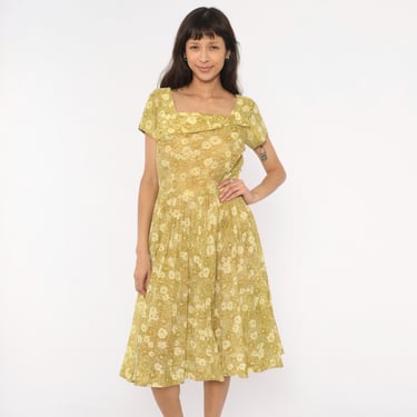 can you wear a patterned cream dress to wedding Katherine Maxi — & Rust Floral flutter sleeves color_Bright Light Pink Authentic Cream Long Sleeve Size:US 24 W