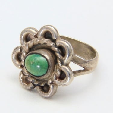 Vintage Early Sterling Silver Flower Design Green Turquoise Stone Ring Size 7 