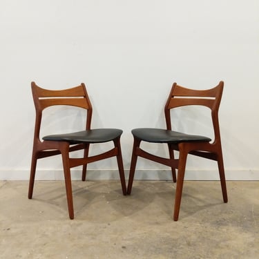 Pair of Vintage Danish Modern Chairs by Erik Buch 