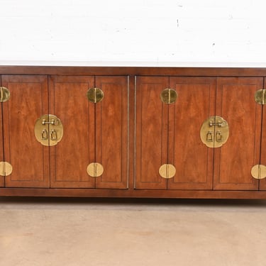 Henredon Hollywood Regency Chinoiserie Walnut and Brass Sideboard Credenza, Circa 1970s