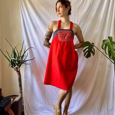 1970's Boho Dress / Vintage Red Dress with Calico Detail / Cross Back Dress / Easy Summer Dress / Tent Trapeze Dress 