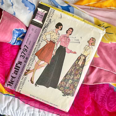 Sewing Pattern, McCalls Top, Blouse, Jabot, Pussy Bow, Skirts, Complete with Instructions 