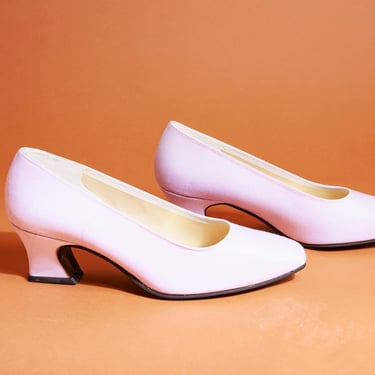 90s Light Lavender Purple Slip on Fabric Flats Vintage Classic Sheen Minimal Heel Flats 
