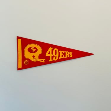 Vintage Small San Francisco 49ers 11 1/2 Inch NFL Pennant 