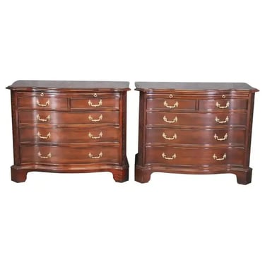 Pair Serpentine Fronted Chippendale Bachelors Chests Nightstands