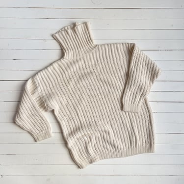 white chunky sweater | 80s 90s vintage KIKIT cozy heavy oversized cream cottagecore academia turtleneck sweater 
