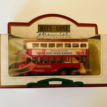 Lledo Days Gone Boxed die cast models 1928 Karrier E6 Trolley Bus  Sunmaid Raisins, nos 41009 premier collection- new in box 