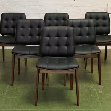 Niko Chair in Black