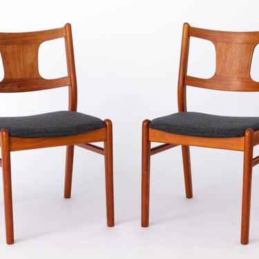 2 of 4 Vintage Danish Chairs - 1960s Mid-Century Modern Style 