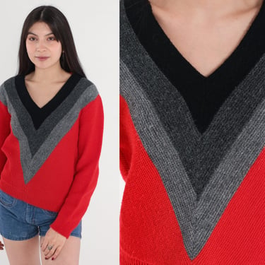 Red Chevron Sweater 70s Striped Pullover Knit Sweater V-Neck Jumper Grey Black Color Block Retro VNeck Acrylic Knitwear Vintage 1970s Small 