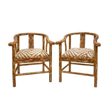 Artisan Pair of Chic Chinese Style Lounge Chairs in Tessellated Horn 1970s