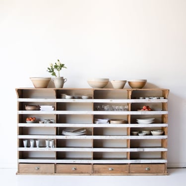 Grocer's Display Shelves