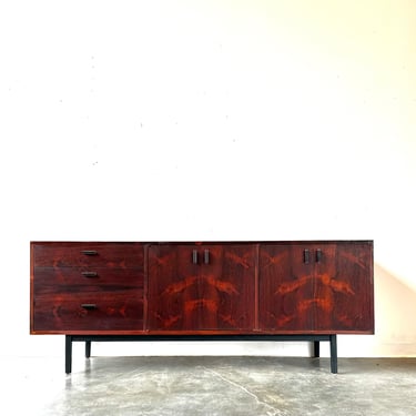 Rosewood mcm credenza by jack Cartwright for founders furniture 