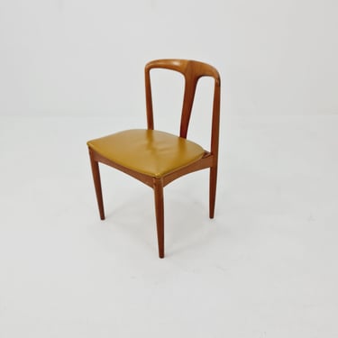 Vintage Danish teak dining chair by Johannes Andersen for Uldum Mobelfabrik, 1960s, 