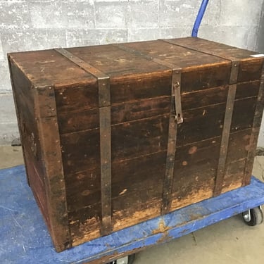 Handsome Coffee Table Box (Seattle)