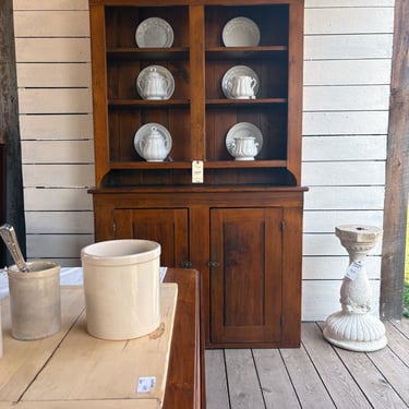 Farmhouse Hutch