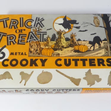 Vintage Halloween Cooky Cutters - Halloween Trick or Treat Metal Cookie Cutters with Box 