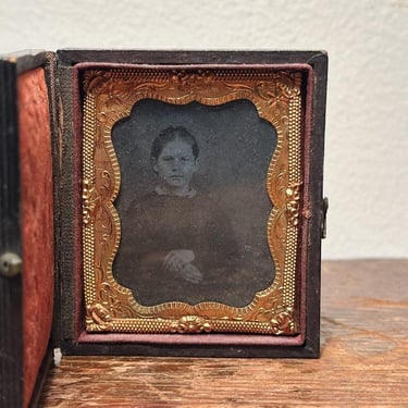 Antique Mourning Tintype of Sitter with Gold Pinky Ring - Rare 19th Century Collectible Photography - American Historical Photography 