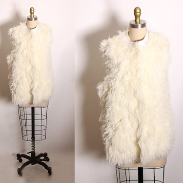 1970s 1980s White Faux Fur Look Fuzzy Acrylic Sleeveless Vest by Arissa 