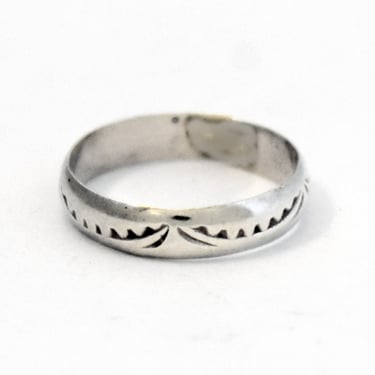 60's etched sterling festoons size 7 minimalist band, unusual handcrafted DCG 925 silver garland design hip stacking ring 