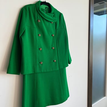 Authentic Vintage 60s Jackie O Kelly Green Suit Dress 