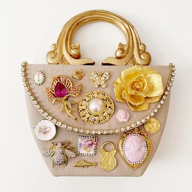 Gallery wall floral purse 