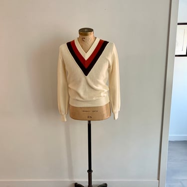1970s vintage mens cream v neck varsity sweater-size S 