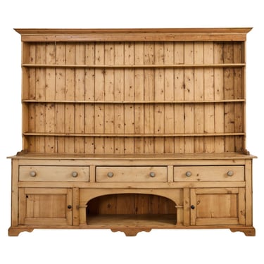 Country English Farmhouse Welsh Pine Dresser with Plate Rack