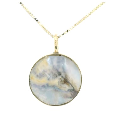 Mother of Pearl Circ Necklace