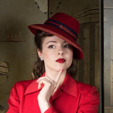 1940s Hat - Smart Face Framing Wide Brim Cherry Red Wool Felt 40s Fedora with Navy and Faux Leather Trim 